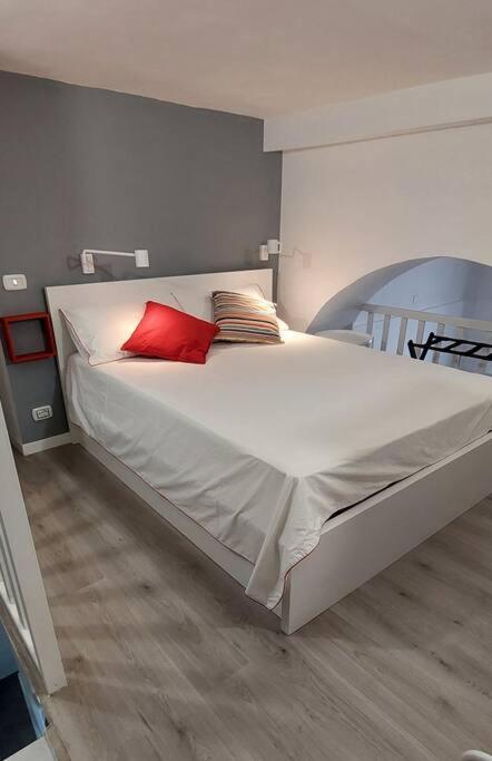 Dock33 - Comfort Loft In Catania Center Zewnętrze zdjęcie